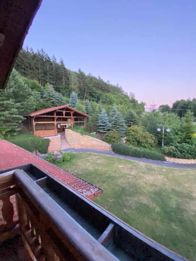 Selsky Dvur Perstejn Hotel Exterior photo