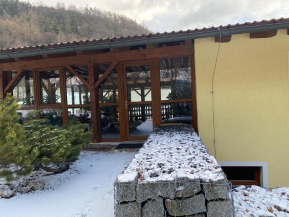 Selsky Dvur Perstejn Hotel Exterior photo